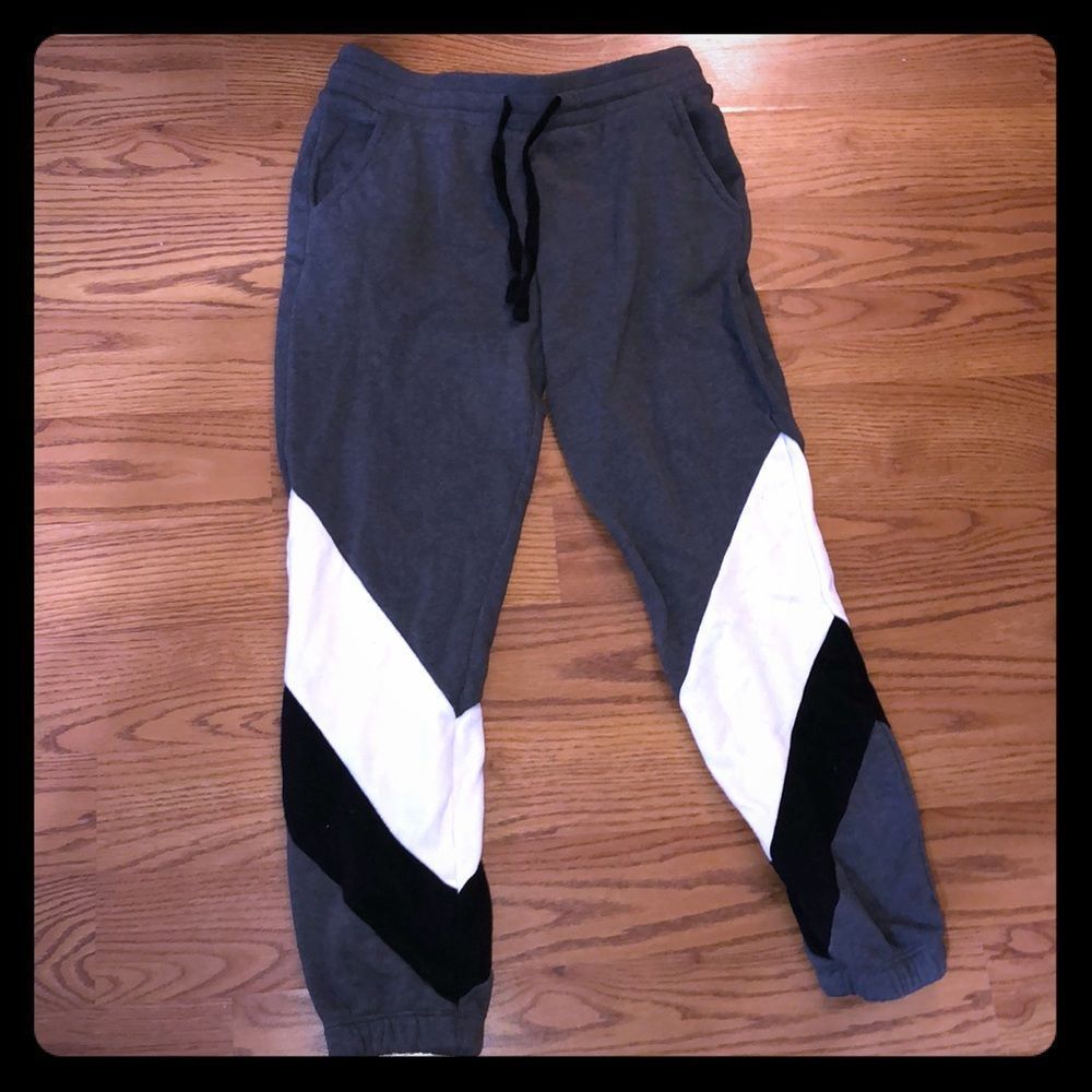 Adorable soft joggers Small